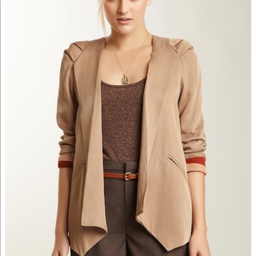 Covet tencel raglan tan blazer